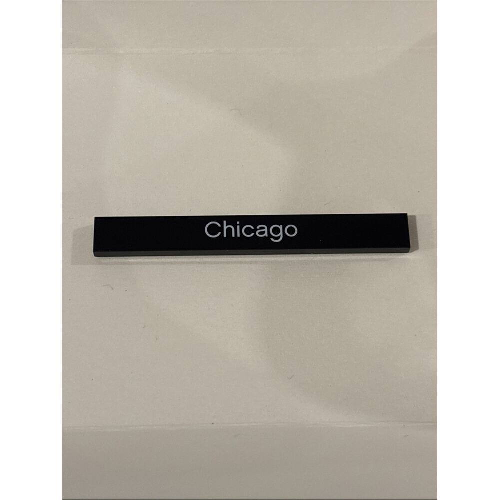 Lego Chicago Pattern Tile 1x8 Black #4162pb165 Set #21033 Chicago